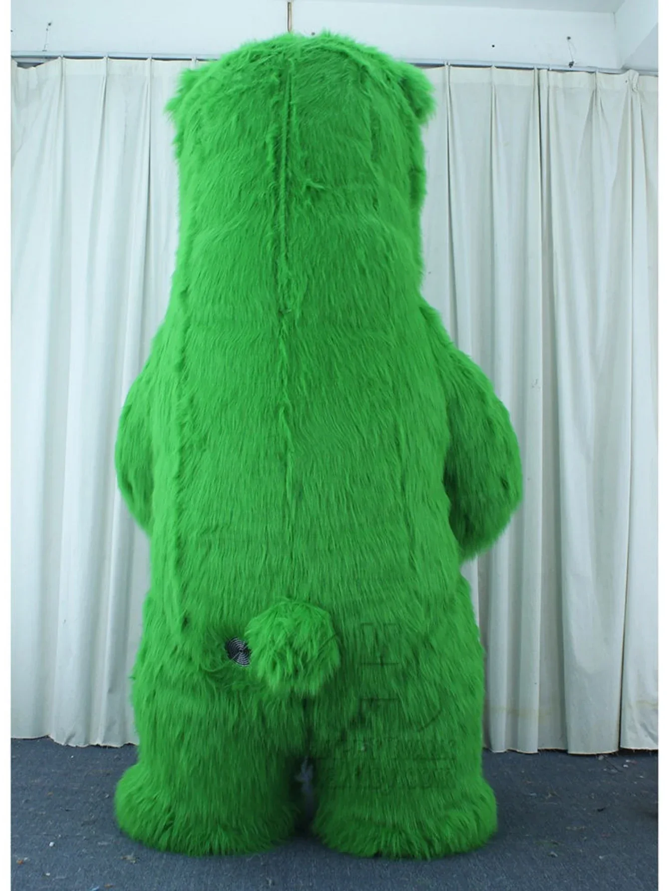 Furry Green Bear Inflatable Ma - đánh giá và giá Suits